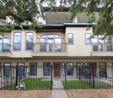 1115 Saint Charles Street