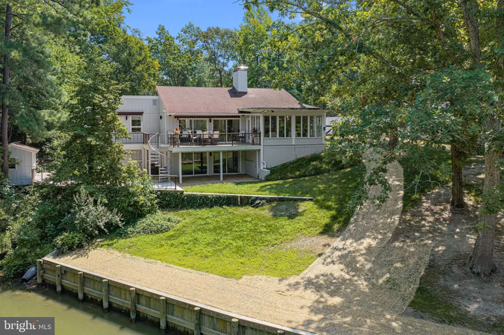 30 GOLF LANE Weems, VA 22576