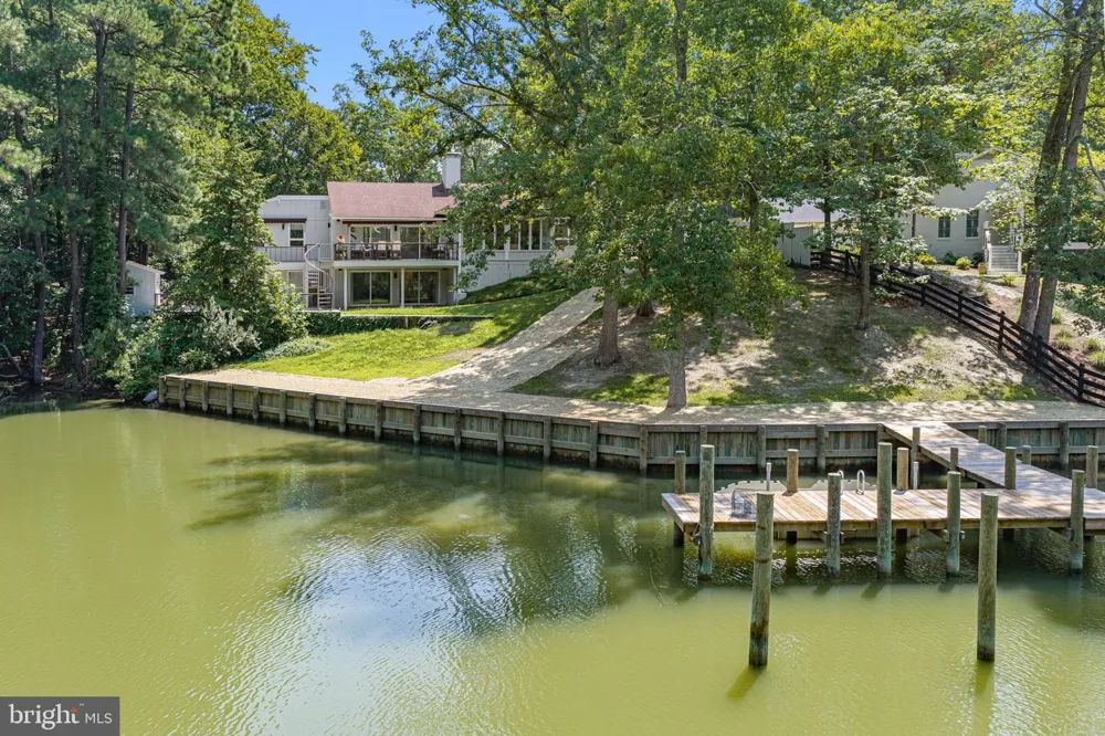 30 GOLF LANE Weems, VA 22576