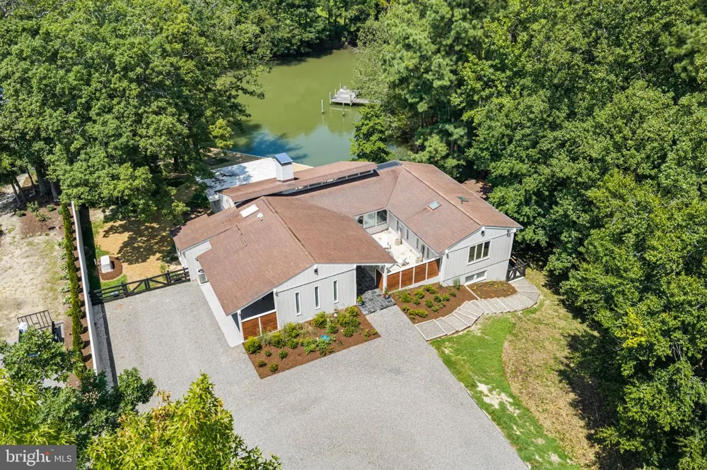 30 GOLF LANE Weems, VA 22576