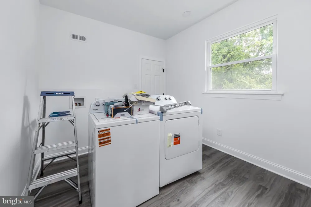 142 S ROUTE 73 Hammonton, NJ 08037