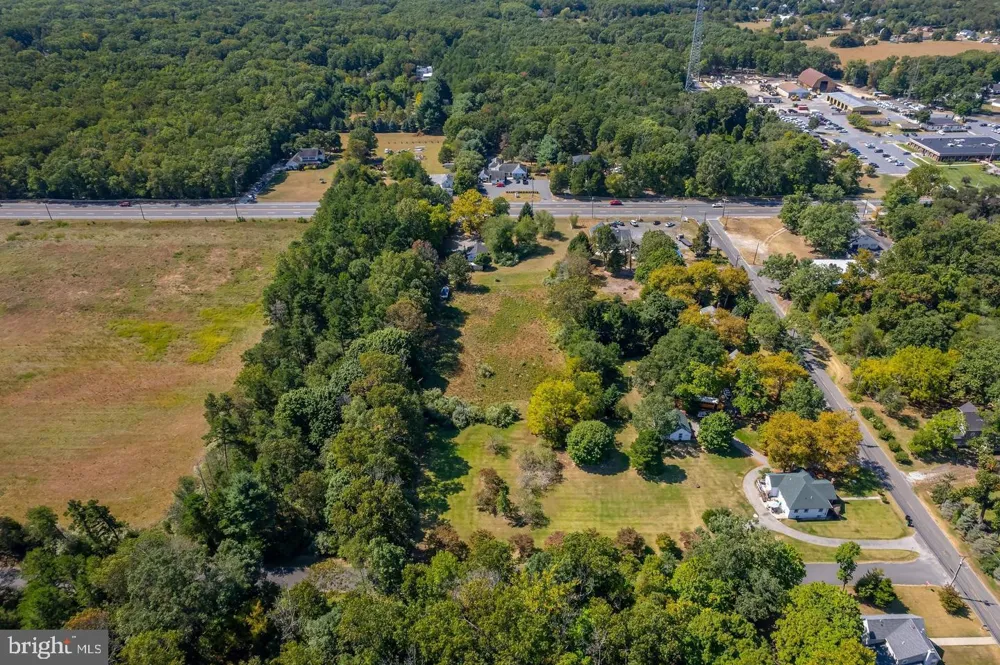 142 S ROUTE 73 Hammonton, NJ 08037