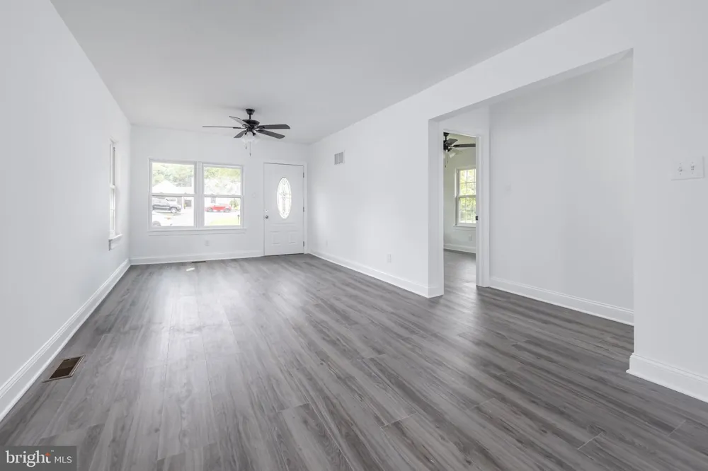 142 S ROUTE 73 Hammonton, NJ 08037