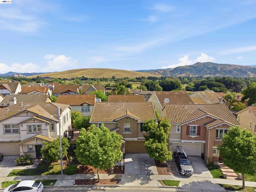 7129 Cerro Crest Dr San Jose, CA 95138