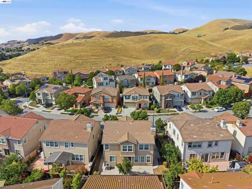 7129 Cerro Crest Dr San Jose, CA 95138