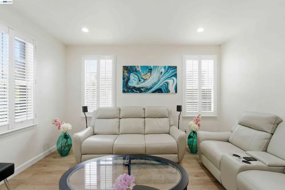 7129 Cerro Crest Dr San Jose, CA 95138