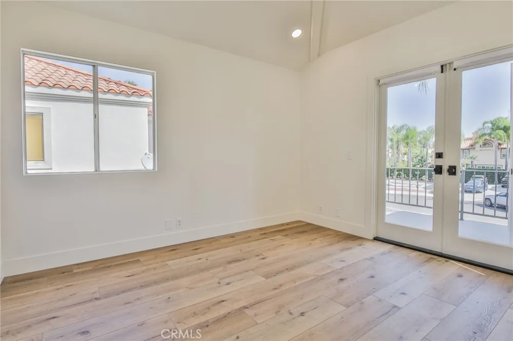 2162 Sonbria Tustin, CA 92782