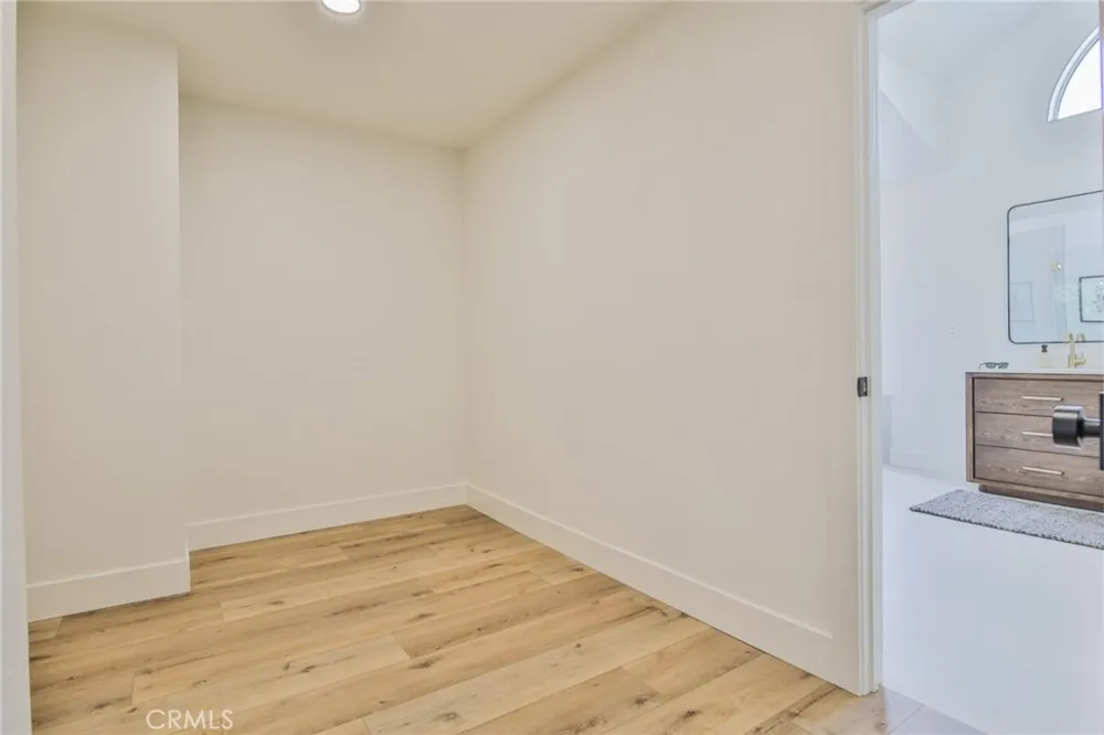 2162 Sonbria Tustin, CA 92782