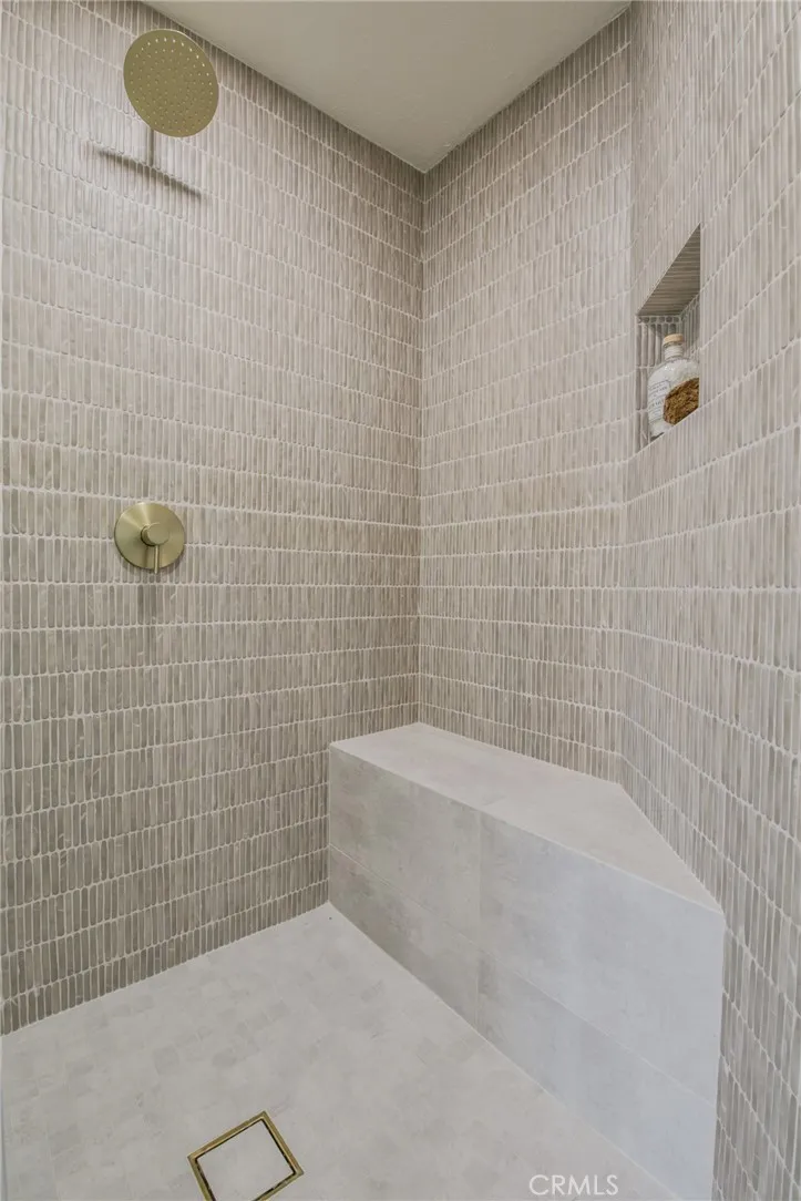 2162 Sonbria Tustin, CA 92782