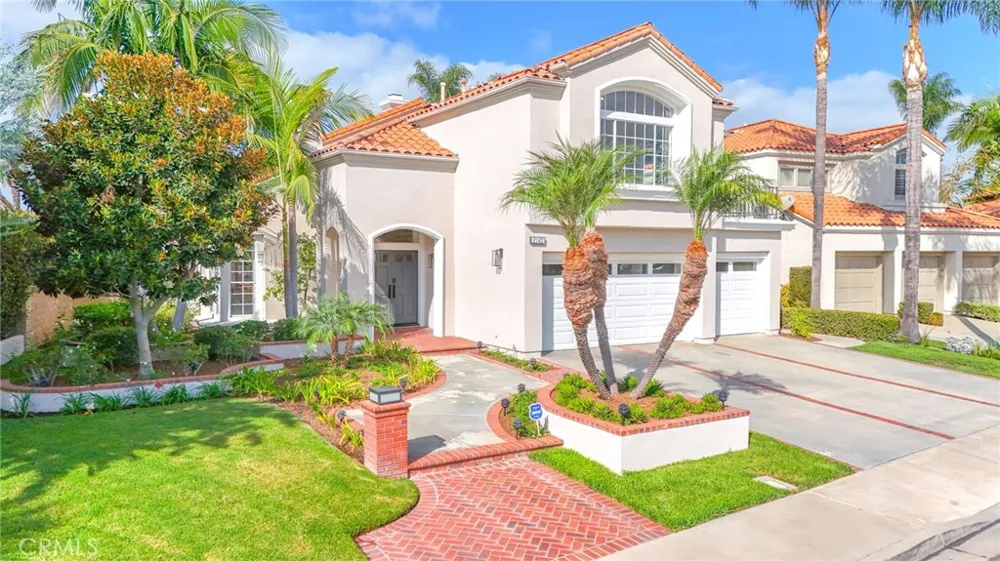 2162 Sonbria Tustin, CA 92782
