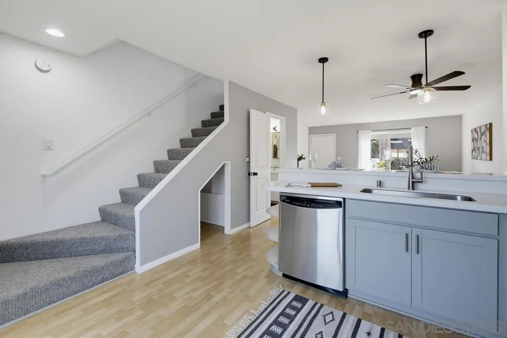 439 Verde Ridge Spring Valley, CA 91977
