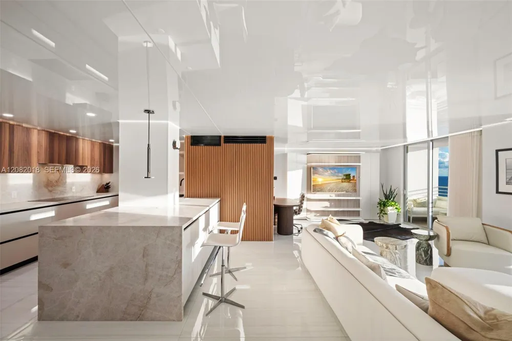5555 Collins Ave #16H Miami Beach, FL 33140