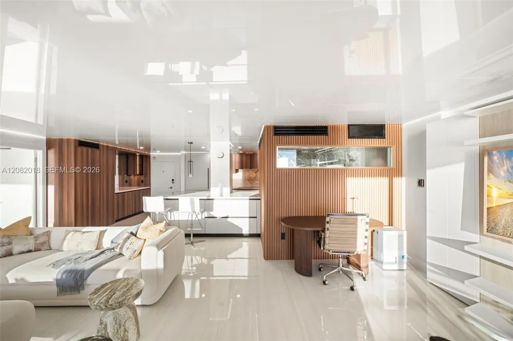 5555 Collins Ave #16H Miami Beach, FL 33140