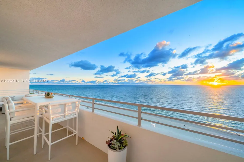 5555 Collins Ave #16H Miami Beach, FL 33140