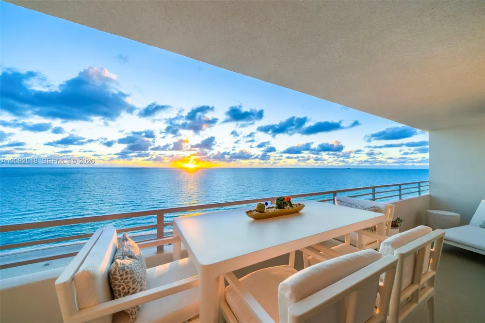 5555 Collins Ave #16H Miami Beach, FL 33140