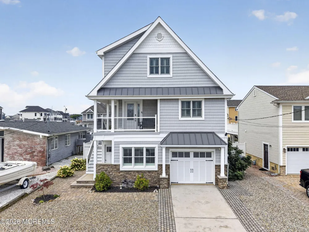 381 Aldo Drive Toms River, NJ 08753