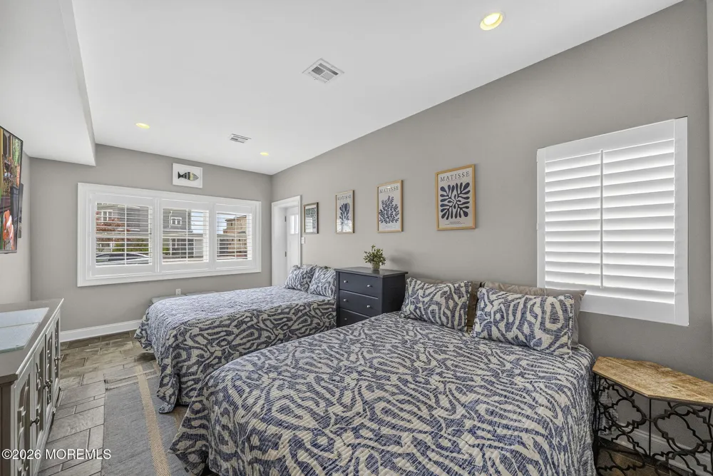 381 Aldo Drive Toms River, NJ 08753