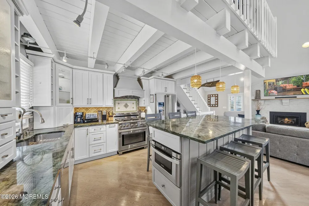 381 Aldo Drive Toms River, NJ 08753