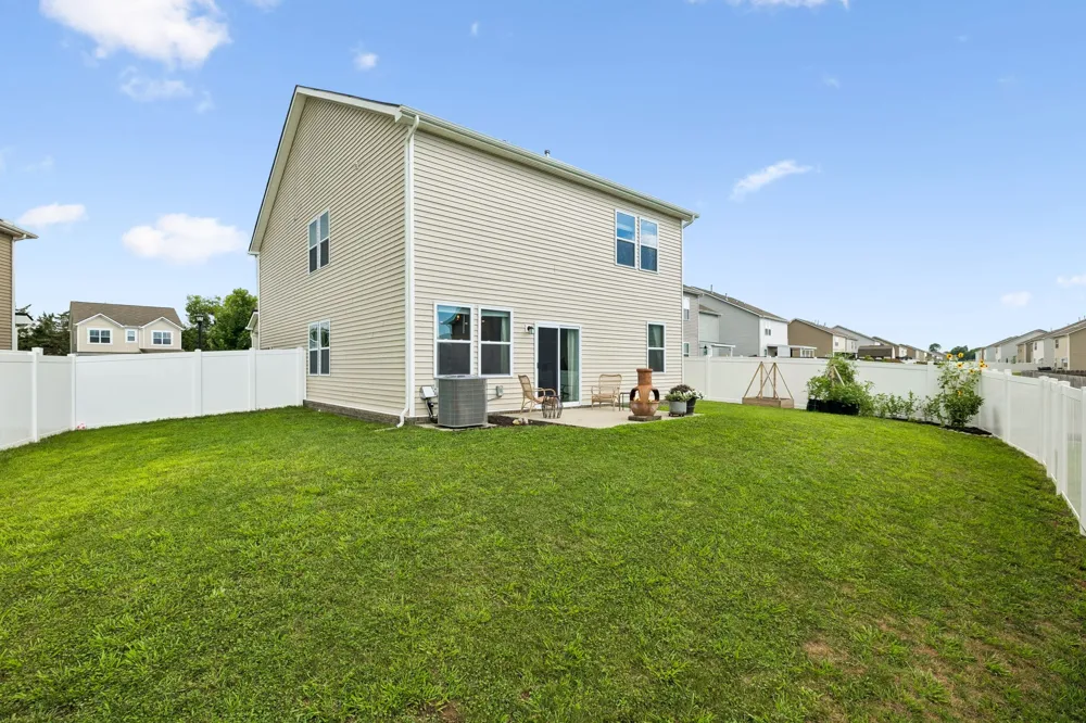 1004 Baltusrol Ln Lebanon, TN 37087
