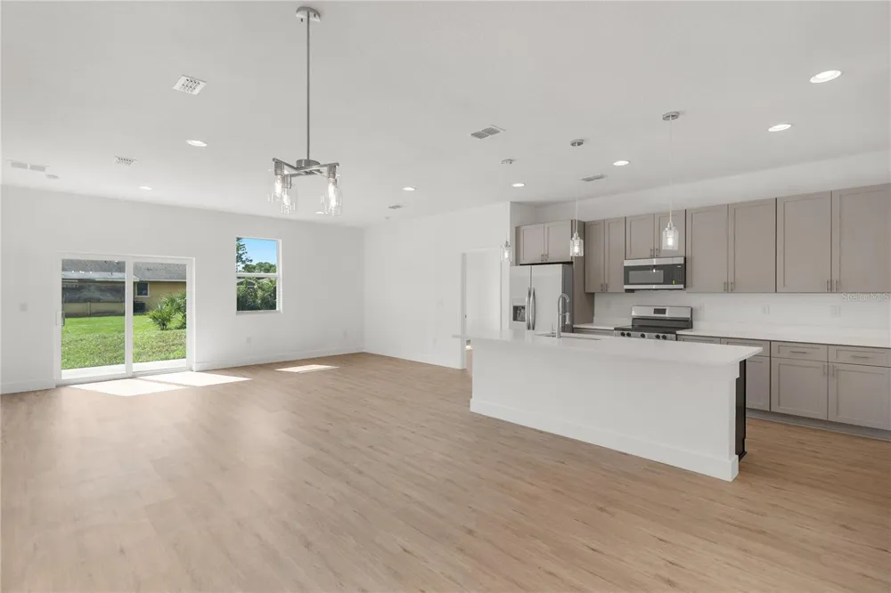 490 CAROLINA AVENUE NW Palm Bay, FL 32907