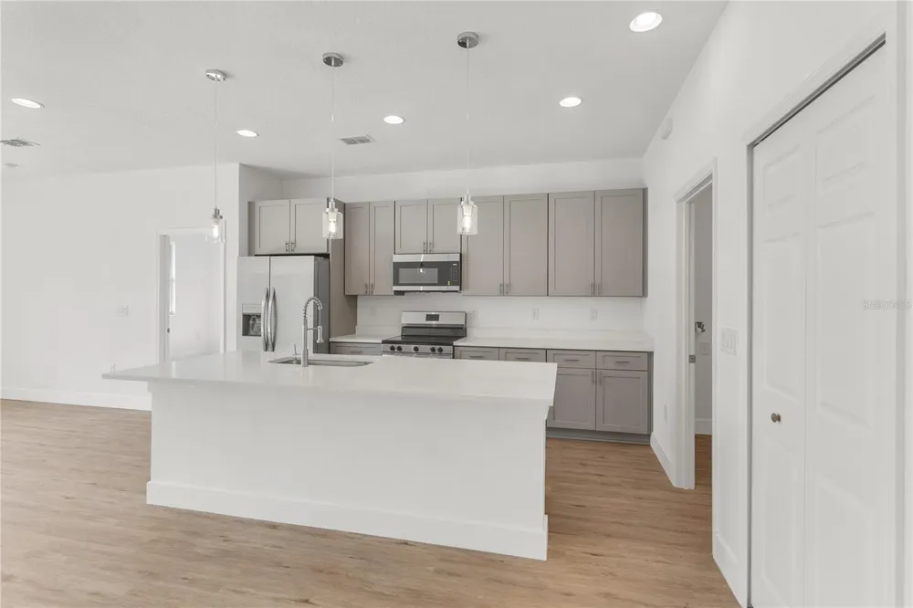 490 CAROLINA AVENUE NW Palm Bay, FL 32907