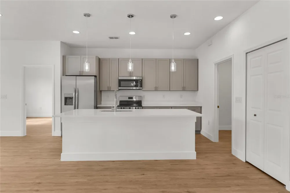 490 CAROLINA AVENUE NW Palm Bay, FL 32907
