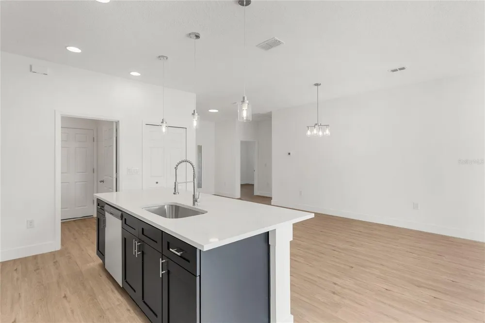 490 CAROLINA AVENUE NW Palm Bay, FL 32907