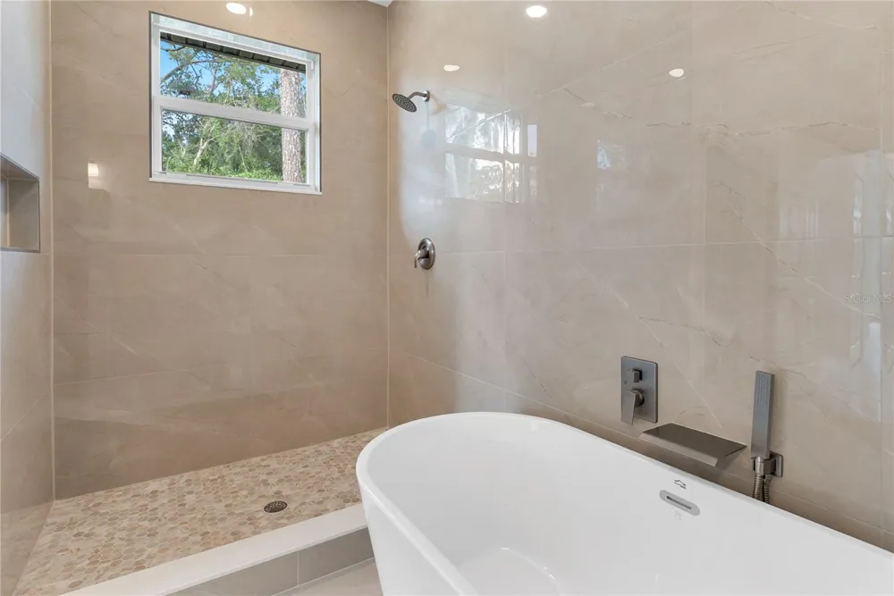 490 CAROLINA AVENUE NW Palm Bay, FL 32907