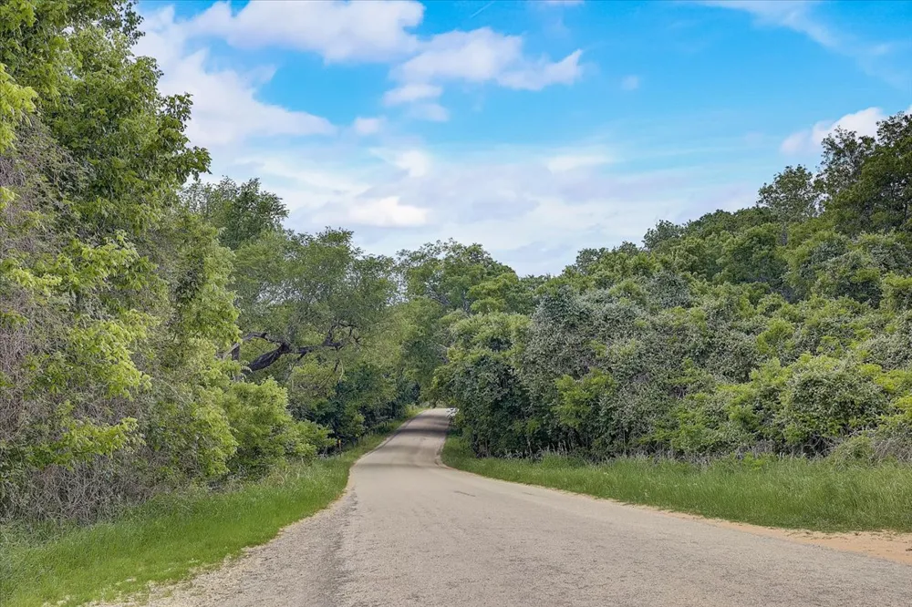320 Kolekole Lane Bastrop, TX 78602