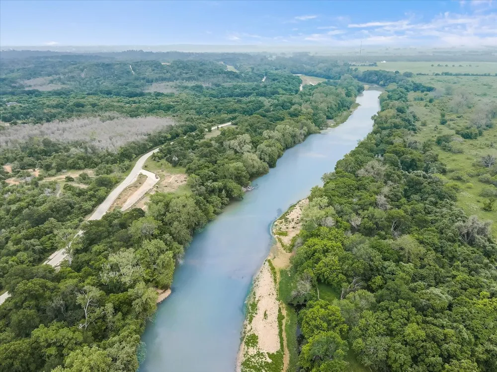 320 Kolekole Lane Bastrop, TX 78602