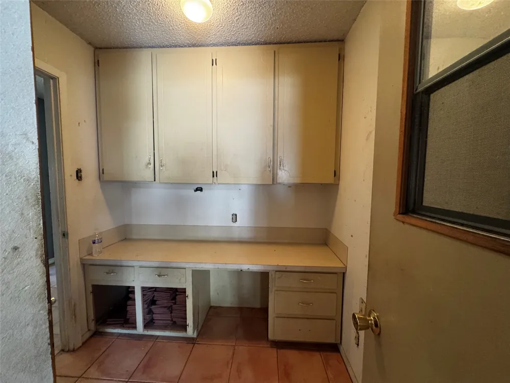 500 Hosack Street Taylor, TX 76574