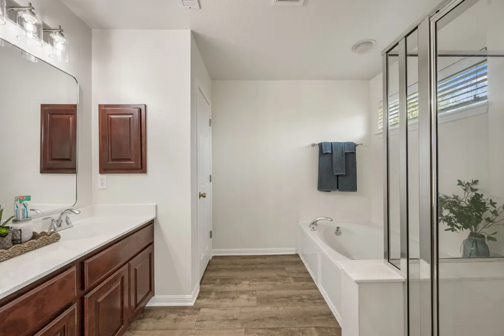 160 Wildhorse Creek Buda, TX 78610