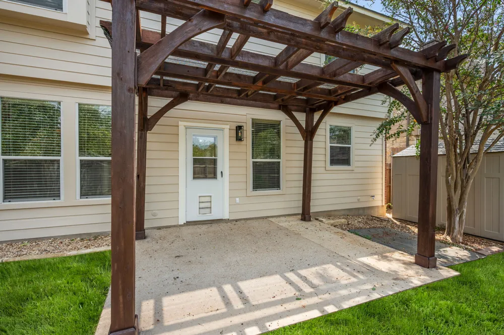 160 Wildhorse Creek Buda, TX 78610