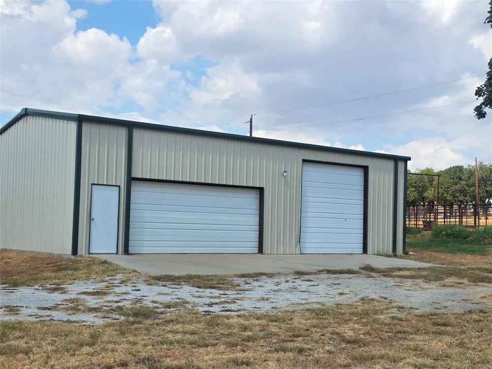1219 Fm 2583 Bowie, TX 76230