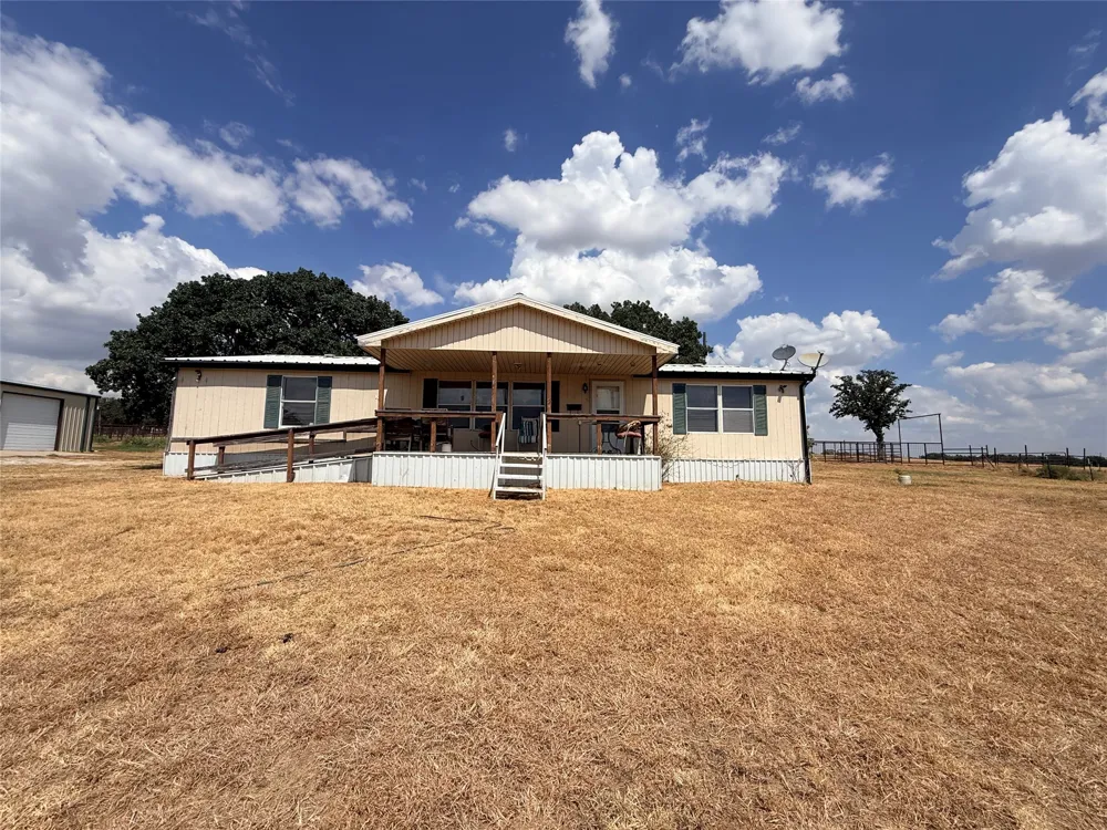 1219 Fm 2583 Bowie, TX 76230