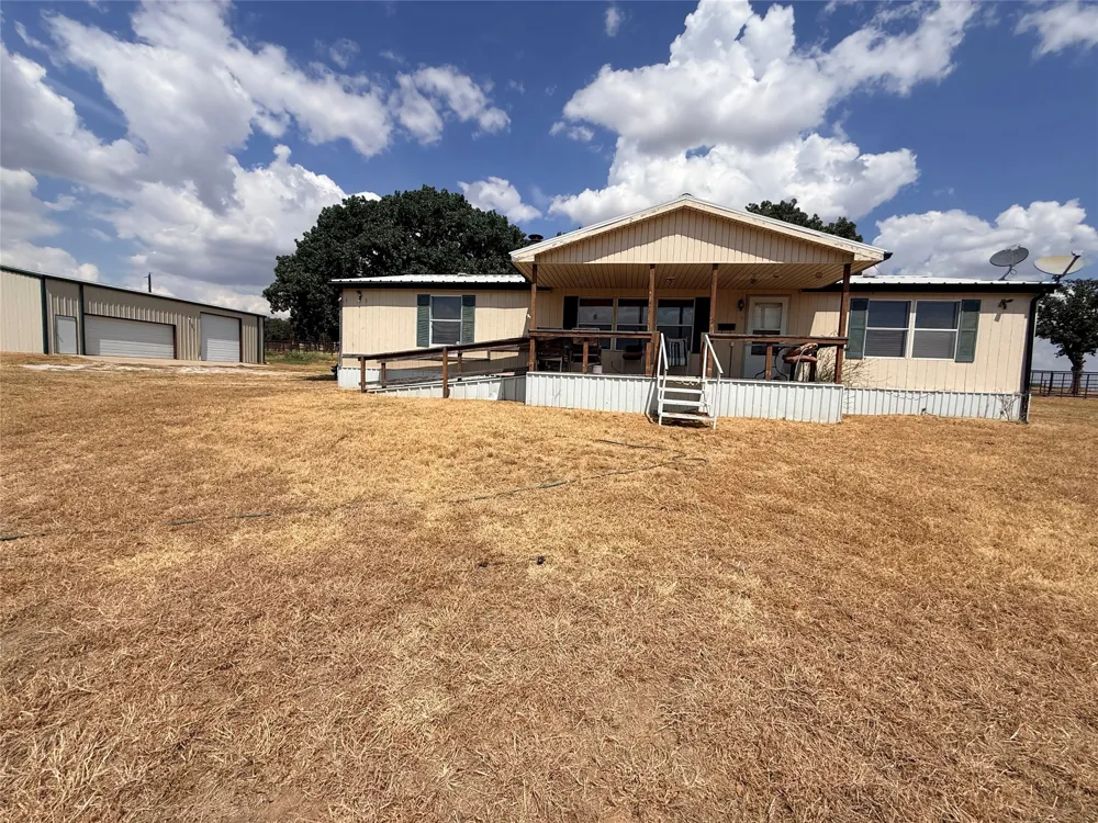 1219 Fm 2583 Bowie, TX 76230