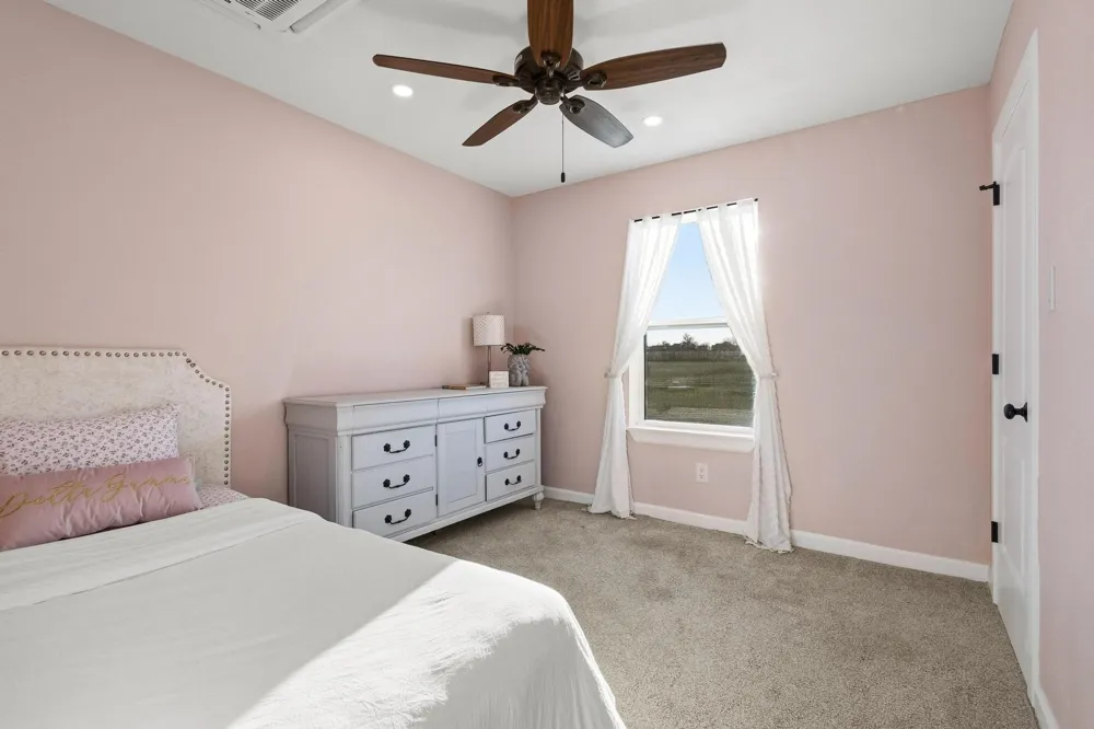 5828 County Road 1093 Celeste, TX 75423