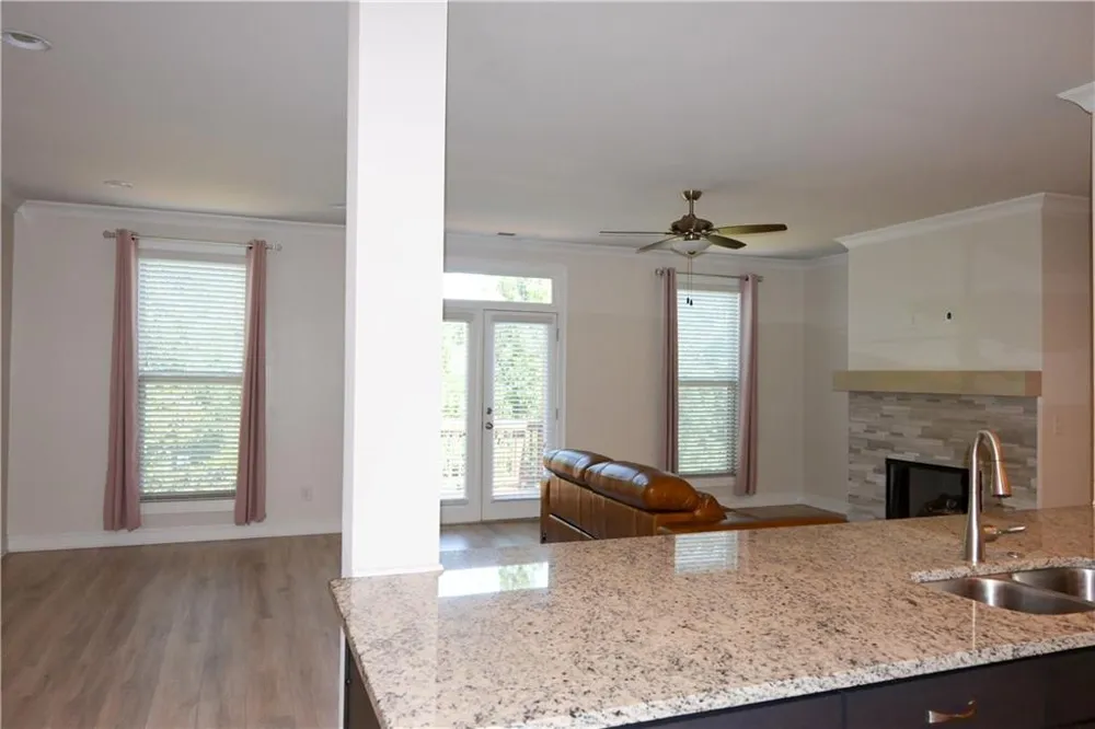 1758 Glenview Park Circle NE Duluth, GA 30097
