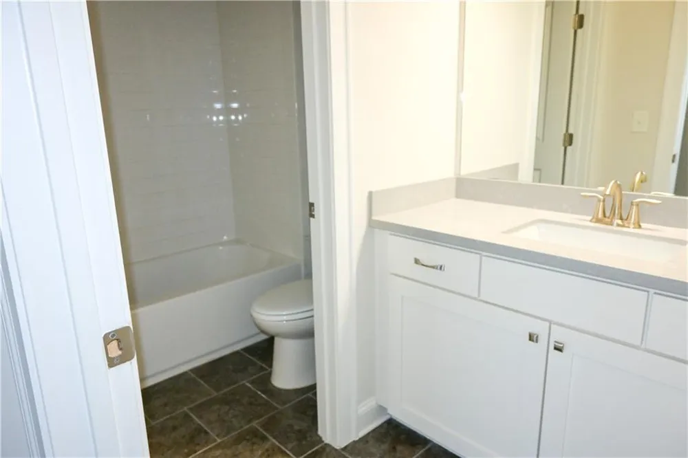 1758 Glenview Park Circle NE Duluth, GA 30097