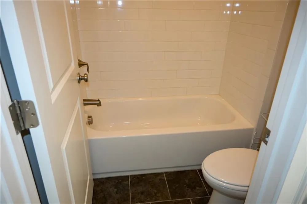 1758 Glenview Park Circle NE Duluth, GA 30097