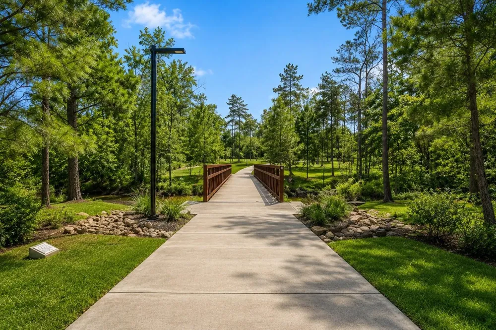208 Twinflower Trail Court Willis, TX 77318