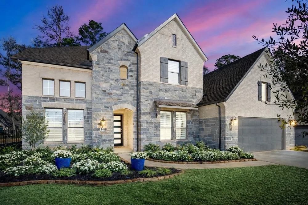 208 Twinflower Trail Court Willis, TX 77318