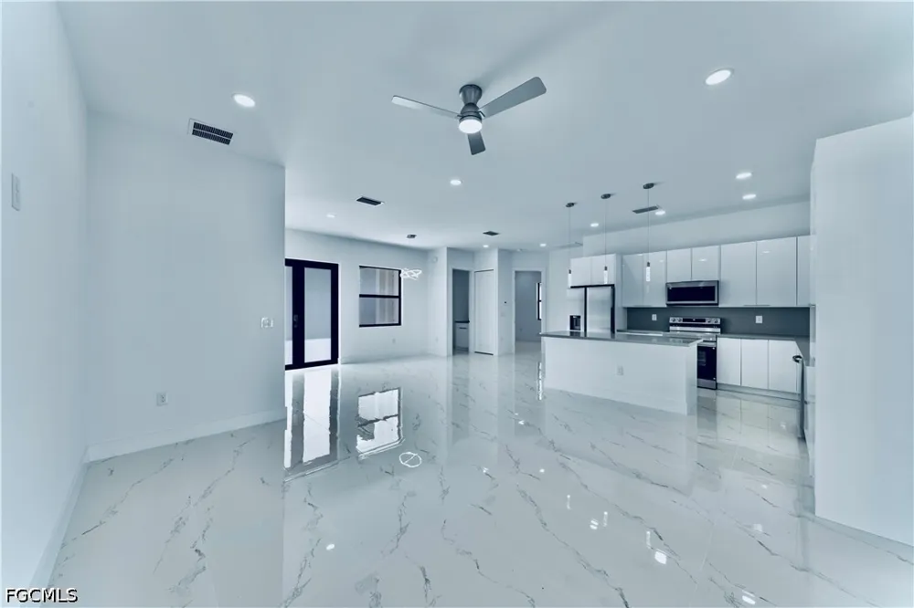 Manresa Avenue S Lehigh Acres, FL 33974