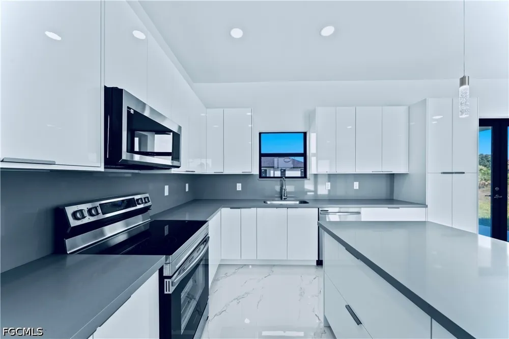Manresa Avenue S Lehigh Acres, FL 33974