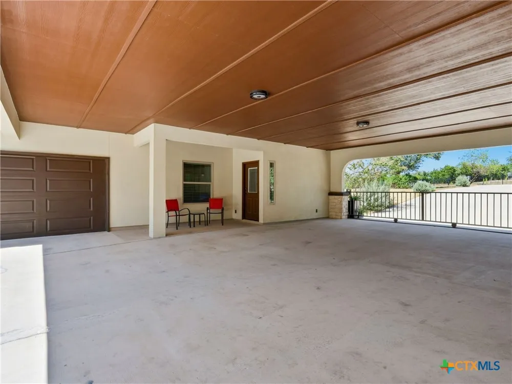 1711 Mountain Springs Canyon Lake, TX 78133