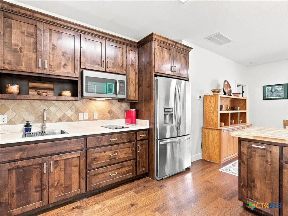 1711 Mountain Springs Canyon Lake, TX 78133