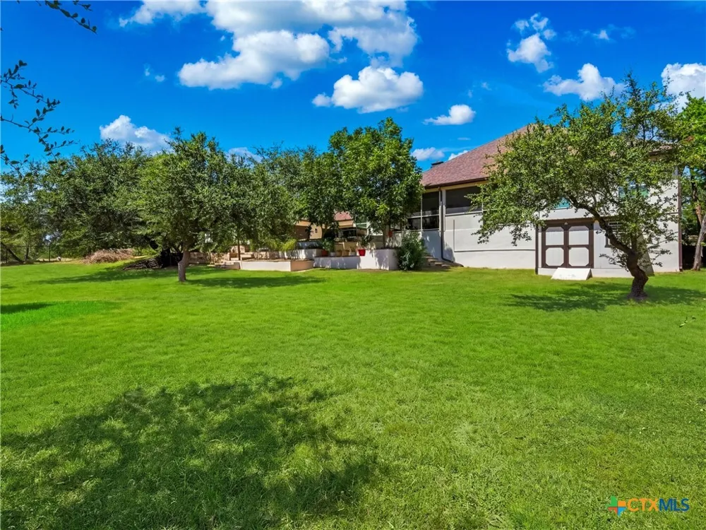 1711 Mountain Springs Canyon Lake, TX 78133