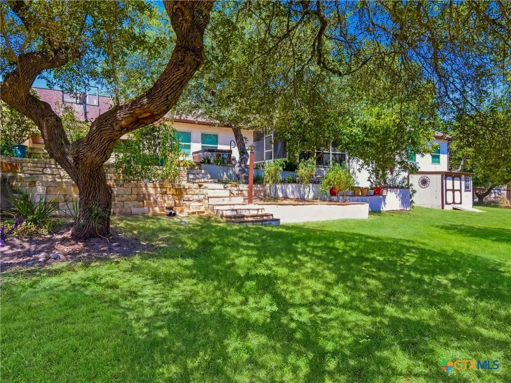 1711 Mountain Springs Canyon Lake, TX 78133