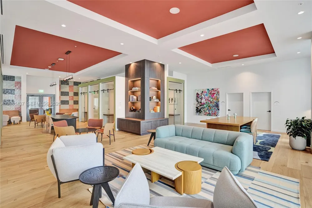 11 NE 6TH #1403 Miami, FL 33132