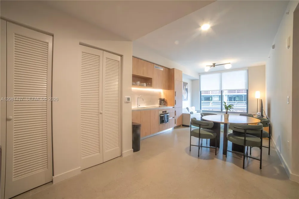 11 NE 6TH #1403 Miami, FL 33132